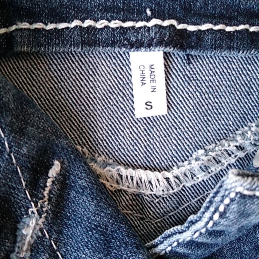 Denim jacket - Picture 2 of 4